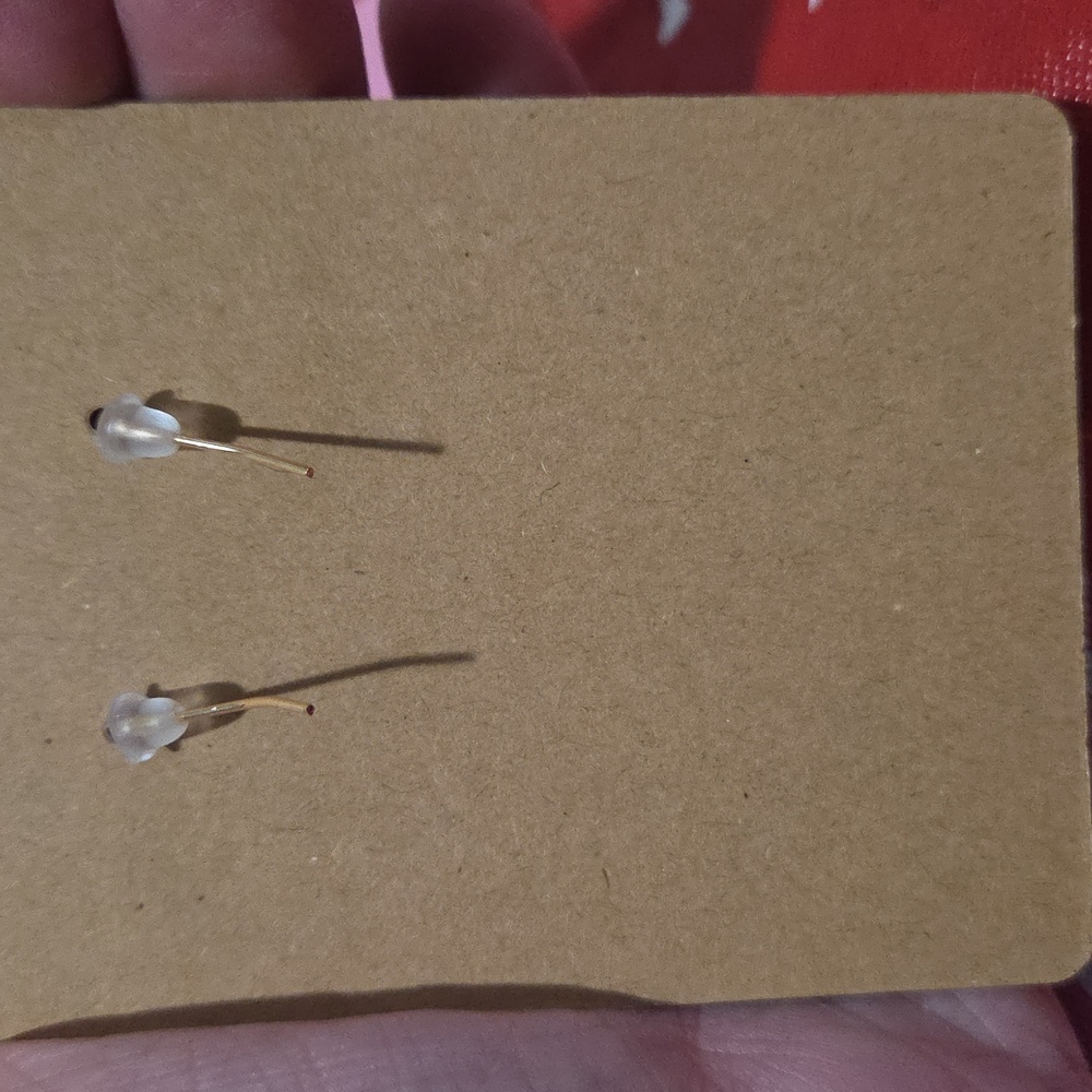 Shell Dangle Earrings - Picture 3 of 3